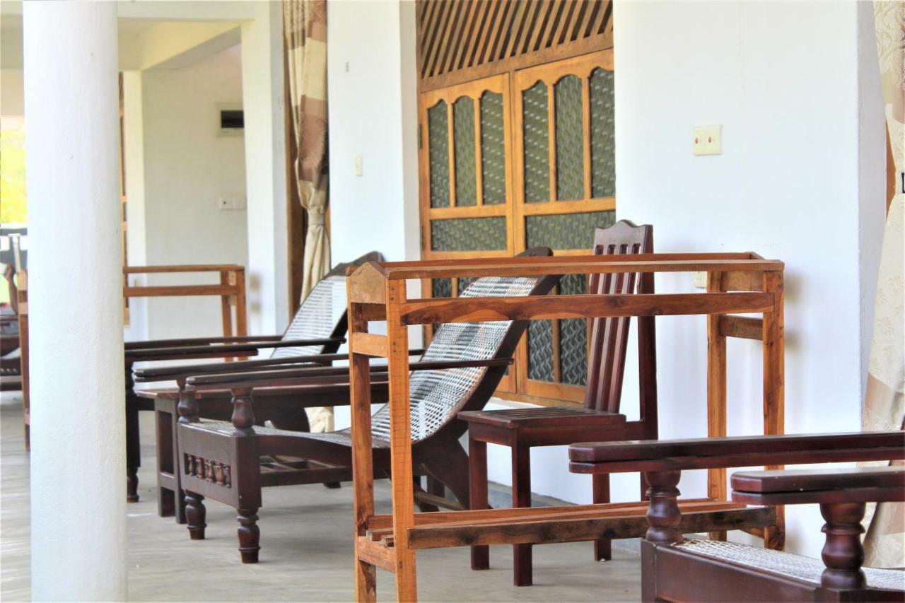 Badolina Kingdom Hotel Arugam Bay Luaran gambar